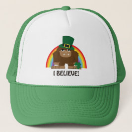Geloof me. Bigfoot Leprechaun Trucker Pet