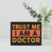 Geloof me dat ik dokter ben briefkaart (Staand voorkant)
