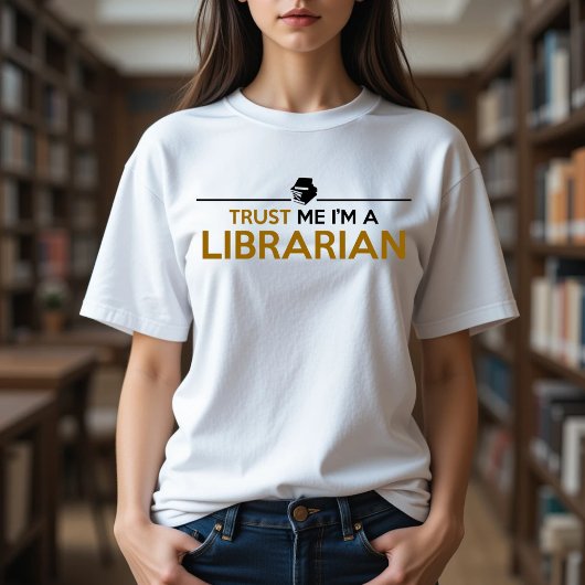 GELOOF ME, IK BEN BIBLIOTHECARIS Tri-Blend SHIRT