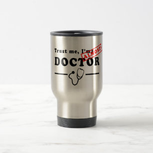 Geloof me, ik ben bijna een Doctor Travel Mug Reisbeker