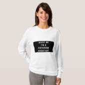 Geloof me ik ben een assistent voor artsen t-shirt (Voorkant volledig)