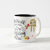 Geloof me, je bent halverwege. Mok met sleuf (Voorkant rechts)