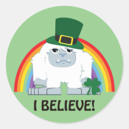 Geloof me. Leprechaun Yeti Ronde Sticker
