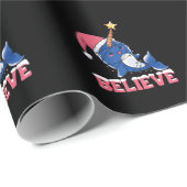 Geloof Narwhal-kerstsneeuwval met luchtlicht Cadeaupapier (Rol Hoek)