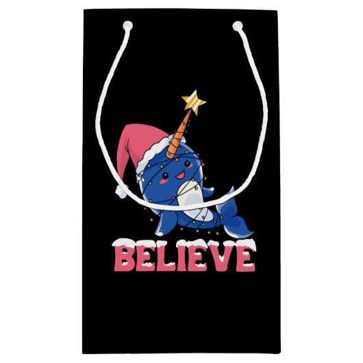 Geloof Narwhal-kerstsneeuwval met luchtlicht Klein Cadeauzakje (Achterkant)