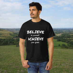 Geloof om motivatie tekst tshirt te bereiken