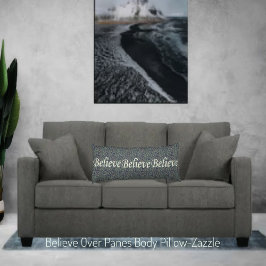 Geloof over panelen lichaamskussen