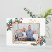 Geloof rode holly bessen en gouden fotokaart (Staand voorkant)