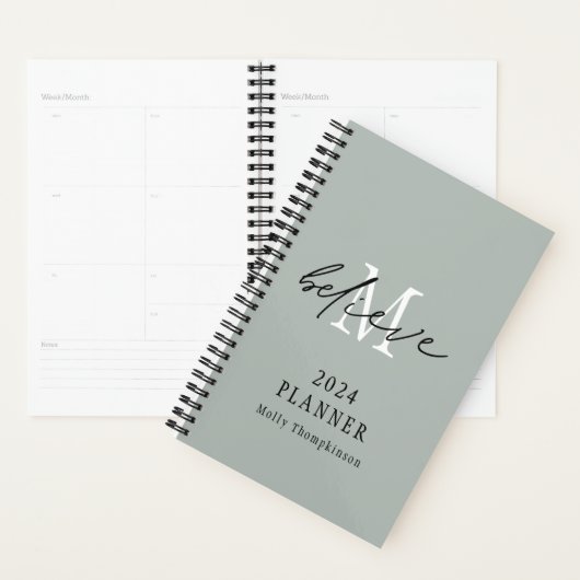 Geloof Script 2024 Naam Monogram Initiaal Sage Planner (Display)