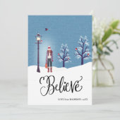 GELOOF | Sneeuwlandschap met winterkardinaal vogel Feestdagenkaart (Staand voorkant)