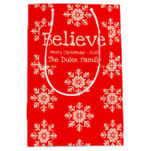 Geloof | Sneeuwvlokken Patroon | Rood en Wit Medium Cadeauzakje (Voorkant)