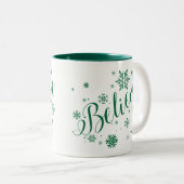 "Geloof" Snowflake Holiday Grafische Mok, groen Tweekleurige Koffiemok (Voorkant rechts)