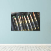 Geloofde kogels voor een M-249-kraampautomatische  Canvas Afdruk (Insitu (Houten vloer))