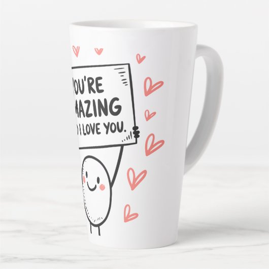 Geluid personage met een lachend gezicht latte mok (Rechterhoek)