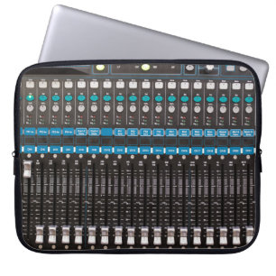 Geluidsmixer controle, evenementenhal. laptop sleeve