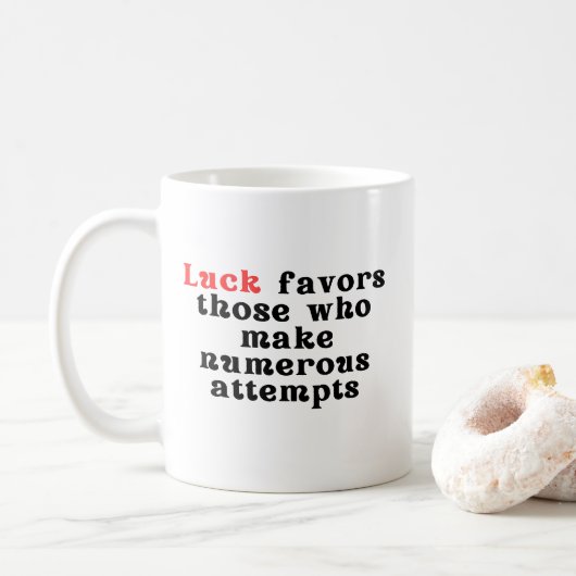 Geluk bevordert de aanhoudende Mok (Met donut)