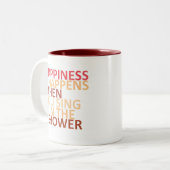 Geluk gebeurt als je onder de douche zingt tweekleurige koffiemok (Voorkant links)