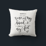 Geluk is de Lover Handbriefing van de Wijn van het Kussen<br><div class="desc">Geluk is Dog Quote Wine Lover Handbriefed Sierkussen © Gorjo Design. Gedrukt door Zazzle. // Een aangepast ontwerp nodig? Heb je andere ideeën? Neem contact met mij op via: zoe@gorjodesigns.com</div>