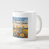 Geluk is een goed onderhouden tuin grote koffiekop (Voorkant rechts)