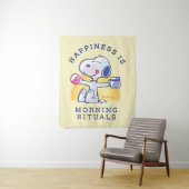 Geluk is een ochtendritueel wandkleed (In situ)