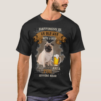 Geluk Is Een Oude Man Met Bier En Een Pug Die Zit T-shirt