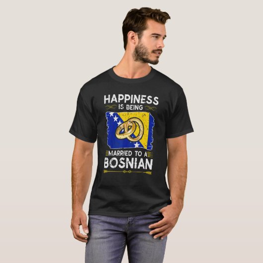 Geluk wordt getrouwd met een Bosnisch Bosnië Fla T-shirt (Voorkant volledig)