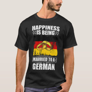 Geluk wordt getrouwd met een Duitser T-shirt