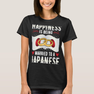 Geluk wordt getrouwd met een Japans meisje vrouw T-shirt