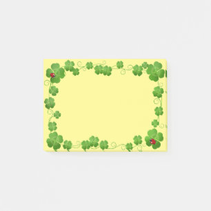 Gelukbrengende vierbladige klavers en lieveheersbe post-it® notes