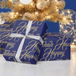 Gelukkig Chanoeka marine goud modern elegant scrip Cadeaupapier<br><div class="desc">Gelukkig Chanoeka faux goud en marine blauw modern elegant script patroon cadeau Wrapping Paper. Faux gouden script typografie patroon op navy blauwe achtergrond.</div>