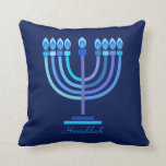 Gelukkig Chanoeka Party Mooi Blauw Mandala Decor Kussen<br><div class="desc">Happy Chanoeka Party Mooie Blauwe Mandala Decoratie, Joodse Vakantie, Sierkussen. Joodse vakantie Chanoeka achtergrond met traditionele Chanoeka symbolen - houten dreidels (spinning top), donuts, Chanoeka - menorah, kandelaar met kaarsen, Blauwe ster van David, Israëlische vlag blauwe kleur, en gloeiende lichten behangpatroon. Hanukkah Festival Jubileum Israël 70e Evenementendecoratie. Jeruzalem, Israël. Home...</div>