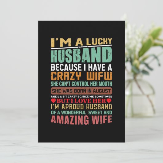 Gelukkig echtgenoot gekke vrouw augustus vrouw ver feestdagenkaart (Staand voorkant)
