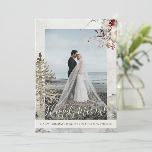 Gelukkig getrouwd kerst feestdagen pasgetrouwden f feestdagenkaart (Staand voorkant)