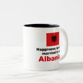 Gelukkig getrouwd met Albanees Tweekleurige Koffiemok (Voorkant rechts)