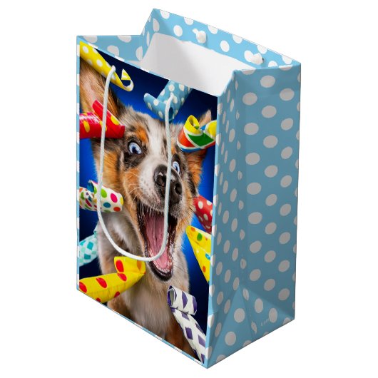 Gelukkig Hond Feest Toeters Medium Cadeauzakje (Voorkant Gekanteld)