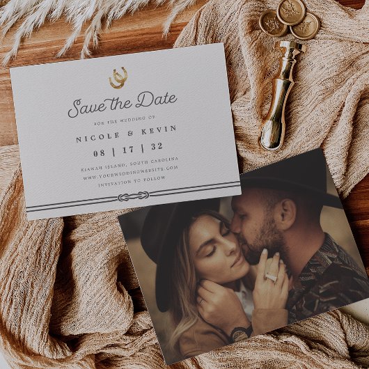 Gelukkig in de liefde | Rustieke Hoefijzers Foto Save The Date