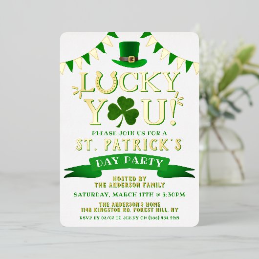 Gelukkig jij! St. Patrick's Day Party Real Folie Uitnodiging (Staand Voorkant)