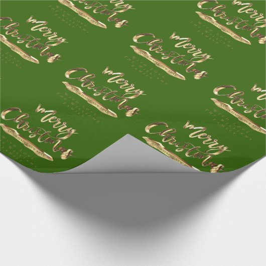 Gelukkig kerstfeest nieuwjaar oud met goudgroen cadeaupapier (Hoek)