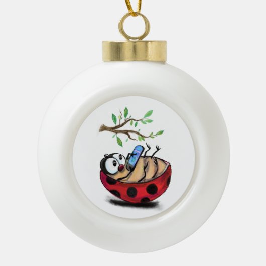 Gelukkig Kleine Ladybug met Telefoon - Cartoon Tek Keramische Bal Ornament (Voorkant)