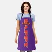 Gelukkig Koken Paars Schort (Gedragen)