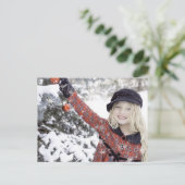 Gelukkig meisje dat kerstboom versiert briefkaart (Staand voorkant)