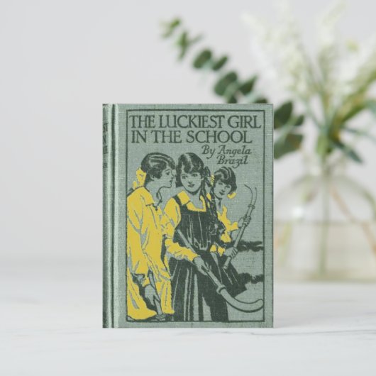 Gelukkig meisje op school briefkaart (Staand voorkant)