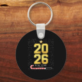 Gelukkig Nieuwjaar 2026 Loading Funny New Years Ev Sleutelhanger (Voorkant)