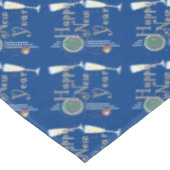 Gelukkig Nieuwjaar - Champagne Glasses and Clock Tafelkleed (Gekanteld)