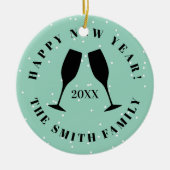 Gelukkig Nieuwjaar champagnefluit juicht op maat Keramisch Ornament (Voorkant)