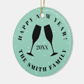 Gelukkig Nieuwjaar champagnefluit juicht op maat Keramisch Ornament (Links)