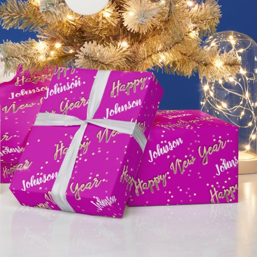 Gelukkig Nieuwjaar Gouden Script Aangepaste Naam R Cadeaupapier (Feestdagen)