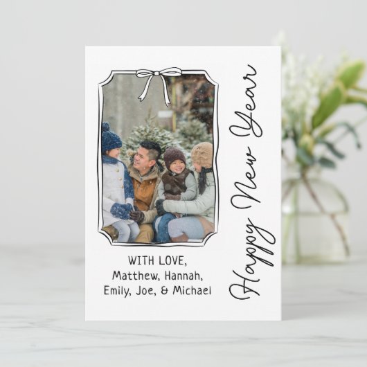 Gelukkig Nieuwjaar Minimaal Zwart & Wit Foto Feestdagenkaart (Staand voorkant)