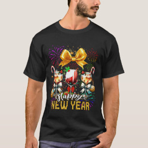 Gelukkig Nieuwjaar Vuurwerk Jaarwisseling Wijn Gla T-shirt