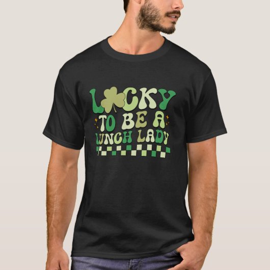 Gelukkig om een Lunch Lady Retro Clover St Patrick T-shirt (Voorkant)